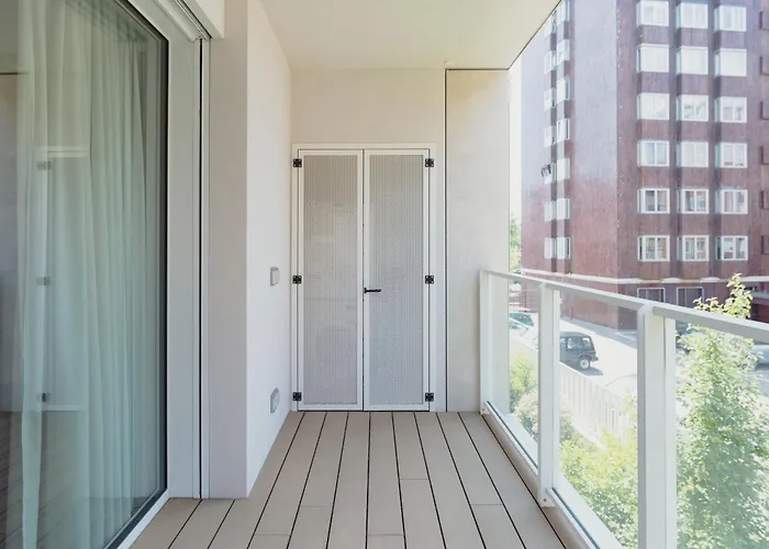 Gohost - Stylish 10 Min From Station Apartamento