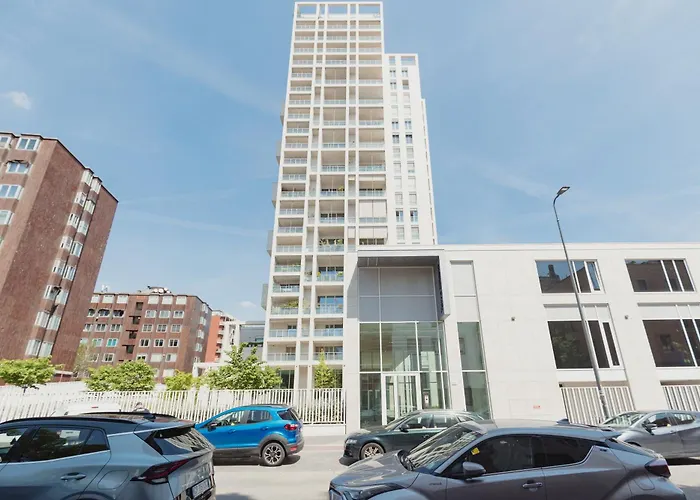 Gohost - Stylish 10 Min From Station Apartamento Milán